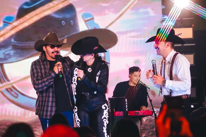 Clara Faria em dueto no projeto audiovisual
